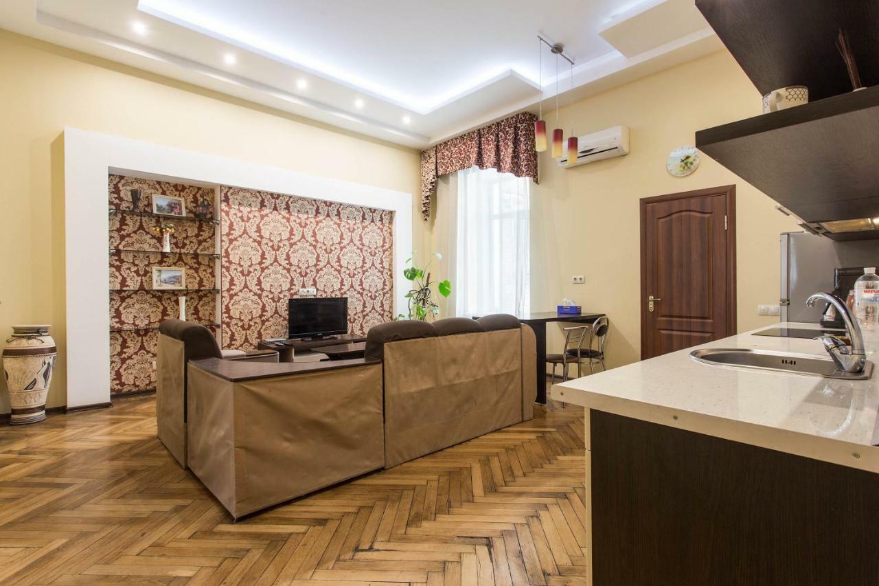Odessa 3Bedroom Deribas Apartment Exterior foto